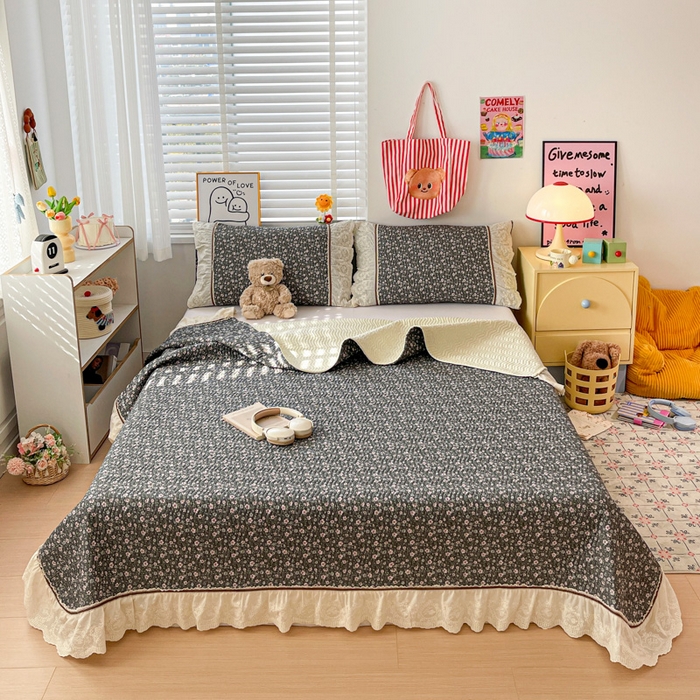 91家纺网 家纺一手货源 找家纺 岚吉家纺 2026年新款A类法式全棉花边床盖三件套四件套 梅溪渡-灰