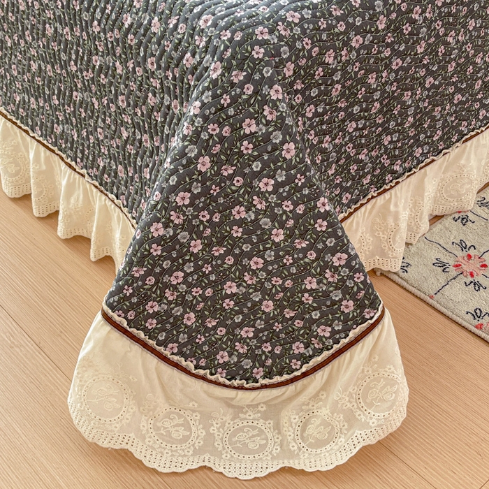 91家纺网 家纺一手货源 找家纺 岚吉家纺 2026年新款A类法式全棉花边床盖三件套四件套 梅溪渡-灰