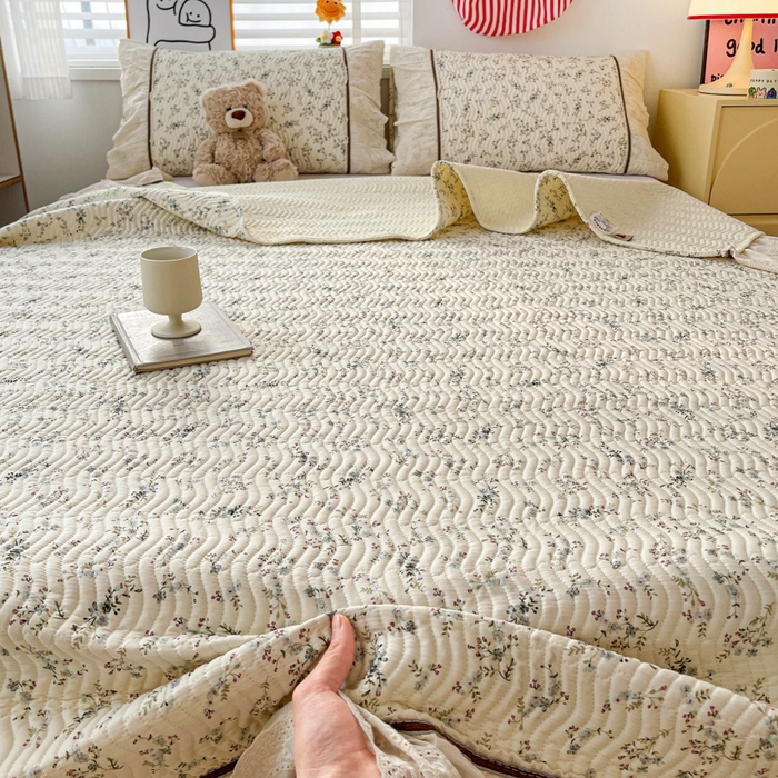 91家纺网 家纺一手货源 找家纺 岚吉家纺 2026年新款A类法式全棉花边床盖三件套四件套 暮色