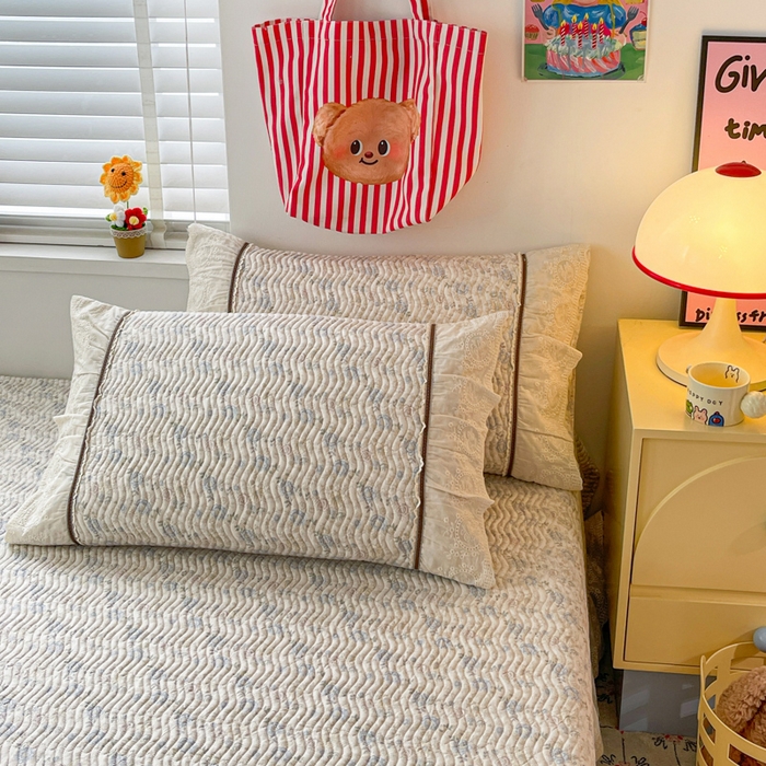 91家纺网 家纺一手货源 找家纺 岚吉家纺 2026年新款A类法式全棉花边床盖三件套四件套 秋海棠-兰