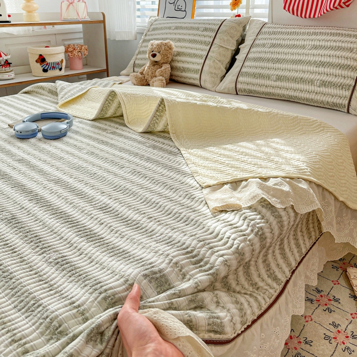 91家纺网 家纺一手货源 找家纺 岚吉家纺 2026年新款A类法式全棉花边床盖三件套四件套 时光