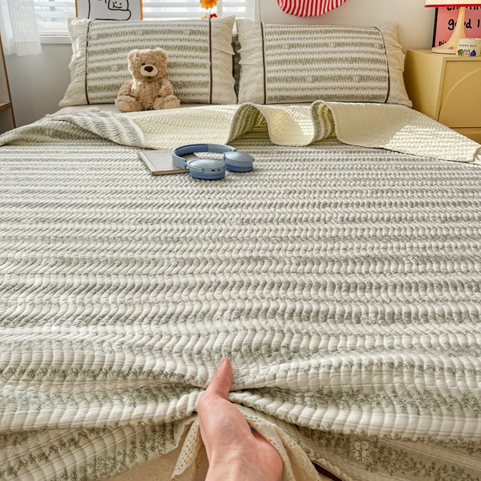 91家纺网 家纺一手货源 找家纺 岚吉家纺 2026年新款A类法式全棉花边床盖三件套四件套 时光