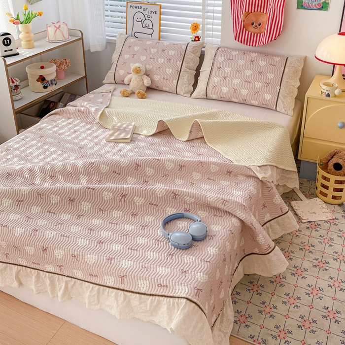 91家纺网 家纺一手货源 找家纺 岚吉家纺 2026年新款A类法式全棉花边床盖三件套四件套 心结-粉