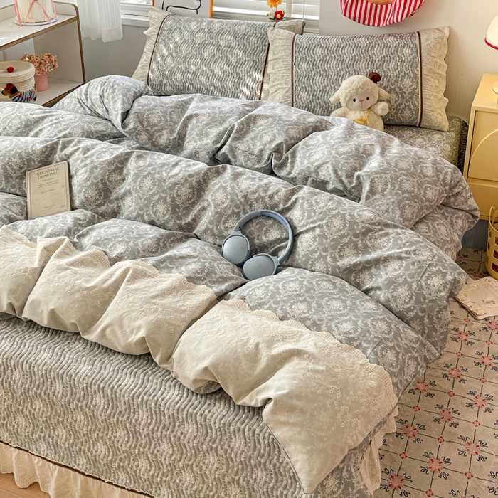 91家纺网 家纺一手货源 找家纺 岚吉家纺 2026年新款A类法式全棉花边床盖三件套四件套 忆江南-灰