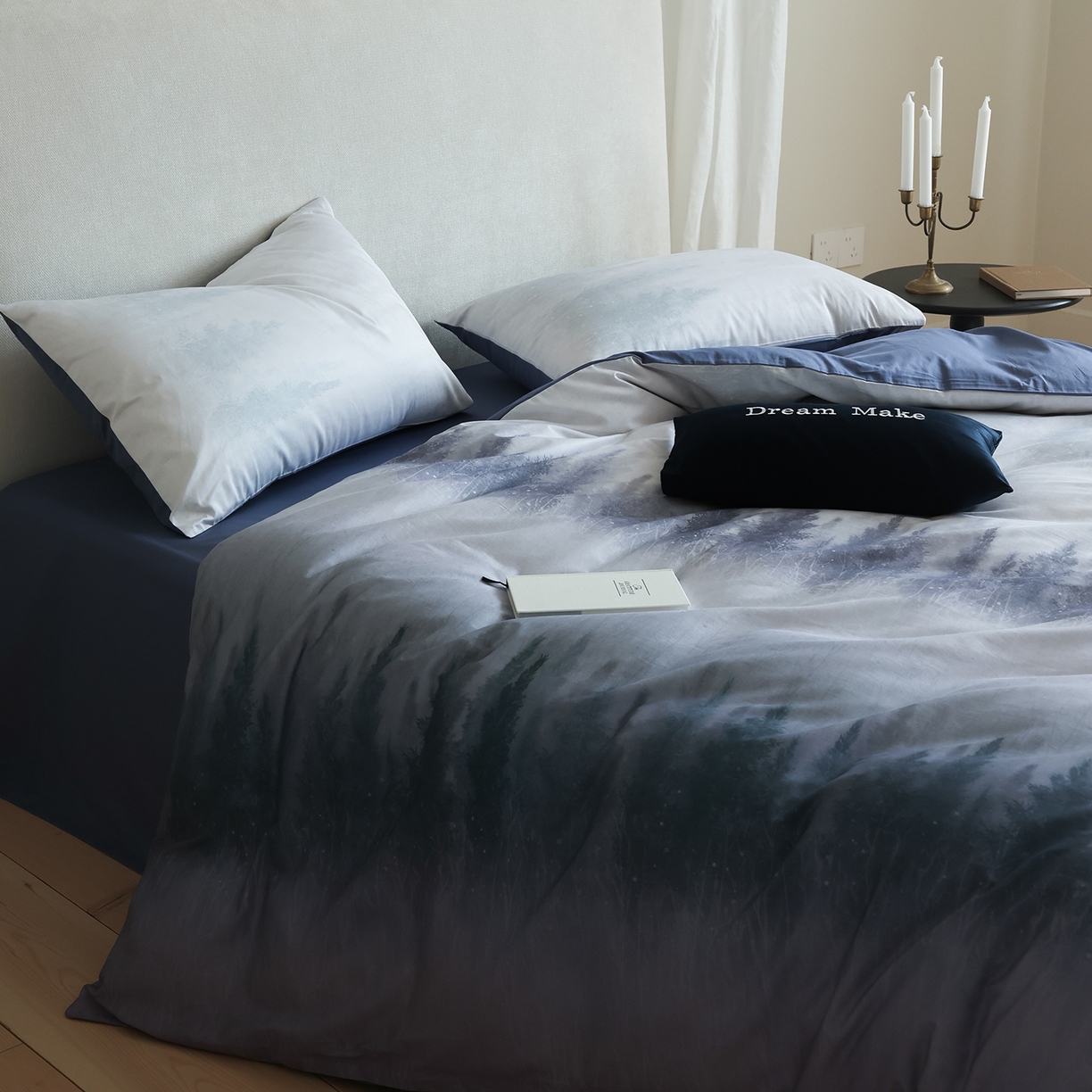 91家纺网 家纺一手货源 找家纺 （总）ONE TWO ONE 121 2025新款100S长绒棉贡缎数码印花四件套-素笺花影【提供买家秀】 【会员-20】 平台控价券后不得低于368/388元