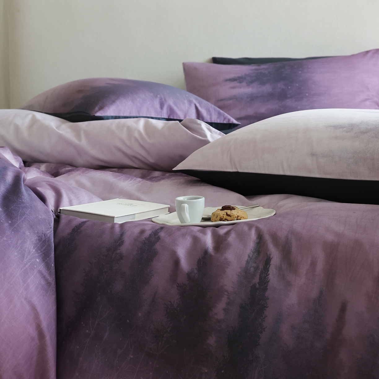 91家纺网 家纺一手货源 找家纺 ONE TWO ONE 121 【会员-20】【控价商品】【提供买家秀】【专版花型】2026新款100s长绒棉全棉纯棉床上用 魔法城堡-紫