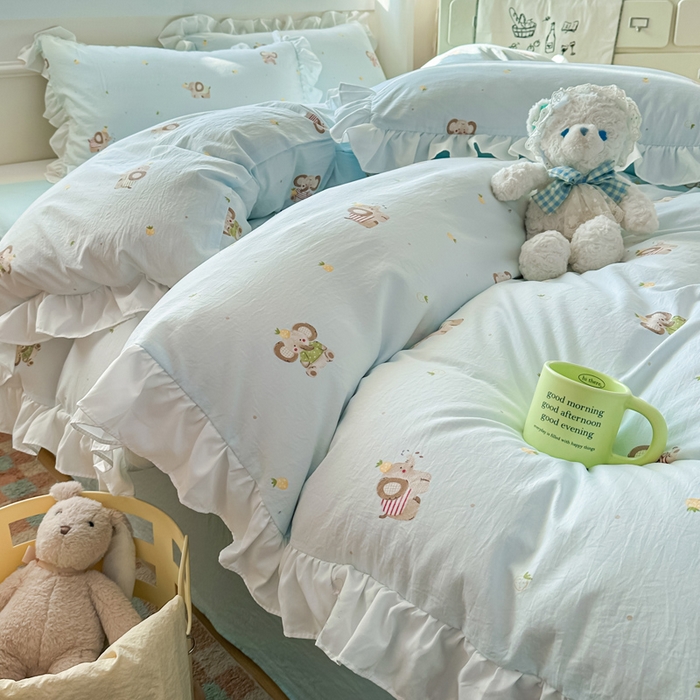 91家纺网 家纺一手货源 找家纺 逸尚阁家纺 2026新款水洗仿棉印花花边四件套-终版 菠萝大象