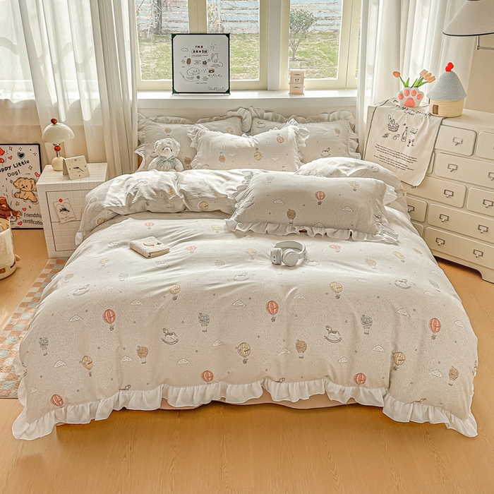 91家纺网 家纺一手货源 找家纺 逸尚阁家纺 2026新款水洗仿棉印花花边四件套-终版 梦幻童话园