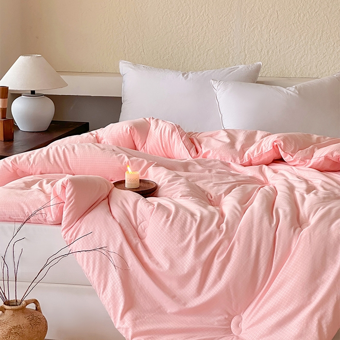 91家纺网 家纺一手货源 找家纺 蓝雀翎 2025新款原棉针织棉华夫格大豆被子被芯 粉玉