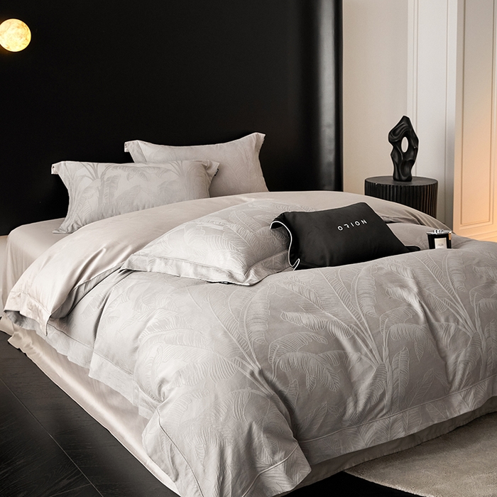 91家纺网 家纺一手货源 找家纺 薏思家纺 2026年新款全棉色织水洗提花 旷野幽兰-灰