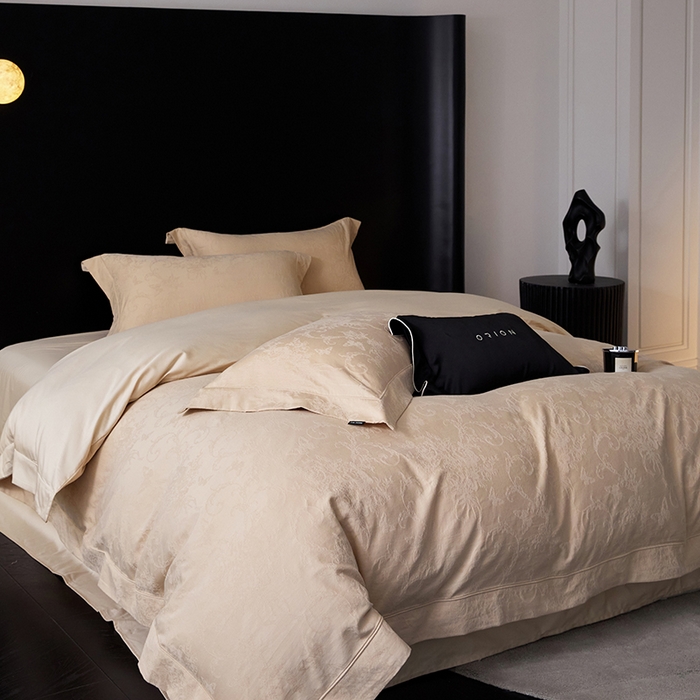 91家纺网 家纺一手货源 找家纺 薏思家纺 2026年新款全棉色织水洗提花 花漾梦境-驼