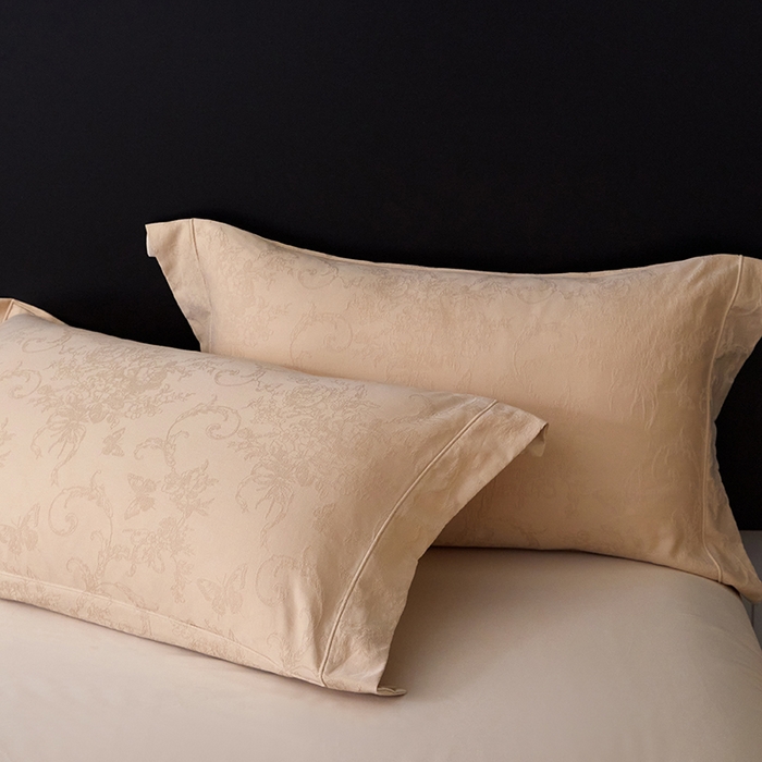 91家纺网 家纺一手货源 找家纺 薏思家纺 2026年新款全棉色织水洗提花 花漾梦境-驼