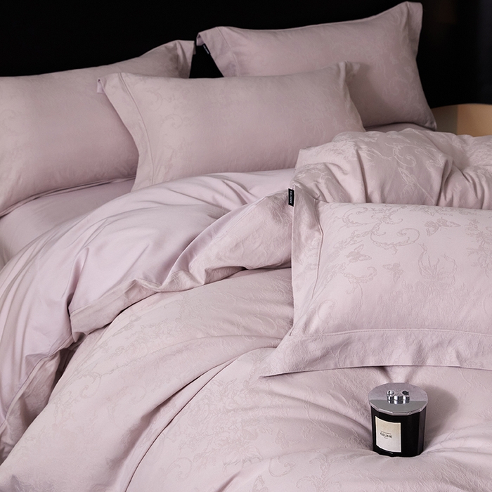 91家纺网 家纺一手货源 找家纺 薏思家纺 2026年新款全棉色织水洗提花 花漾梦境-紫