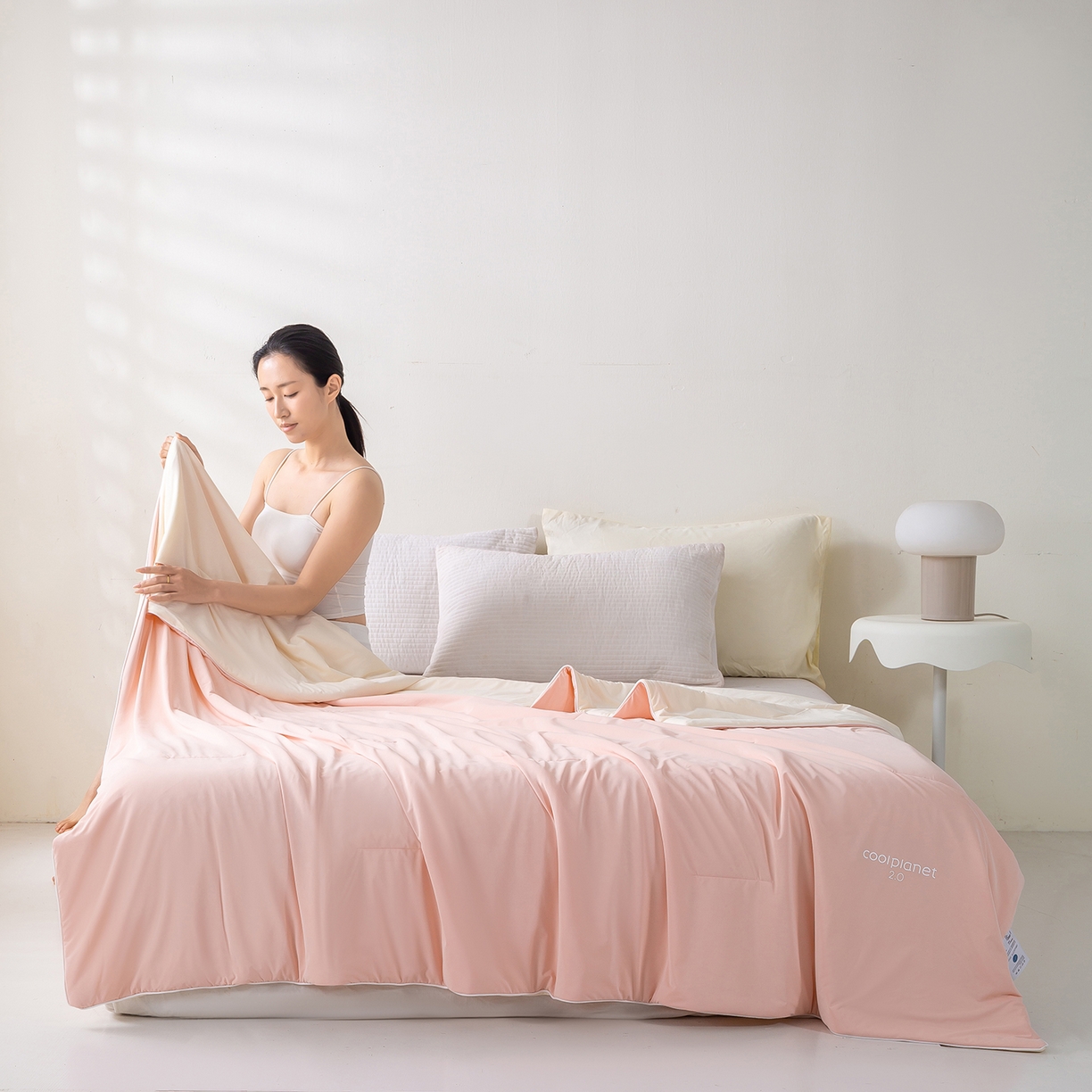 91家纺网 家纺一手货源 找家纺 犇牛仓储供应链 2026新款锦氨凉感夏被被子被芯 橘粉