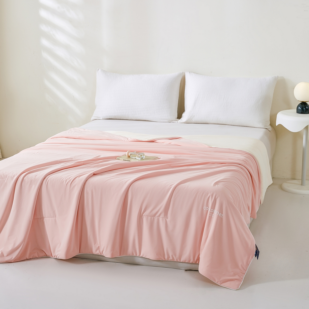 91家纺网 家纺一手货源 找家纺 犇牛仓储供应链 2026新款锦氨凉感夏被被子被芯 橘粉