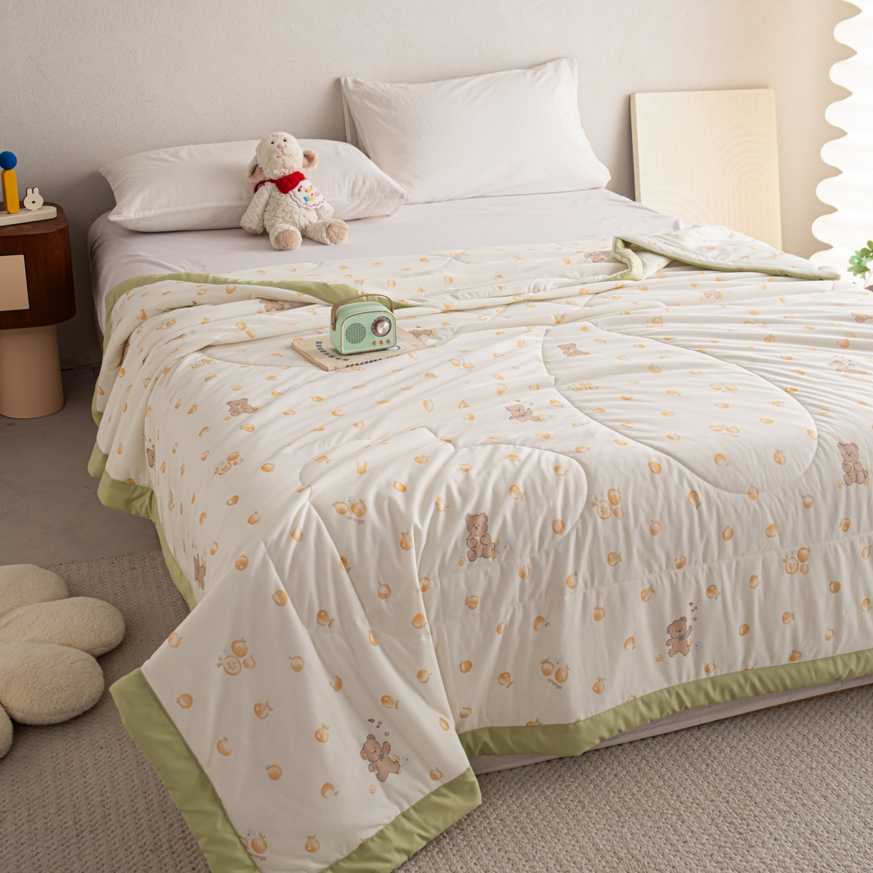 91家纺网 家纺一手货源 找家纺 亿莱鑫 2026新款手包边凉感抗菌夏凉被空调被 橙子小熊