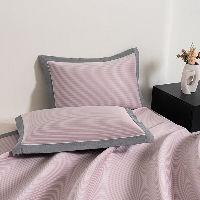 91家纺网 家纺一手货源 找家纺 小牛席业 2026新款海岛夏日凉感冰丝席凉席席子系列 海岛夏日凉感冰丝席-粉色