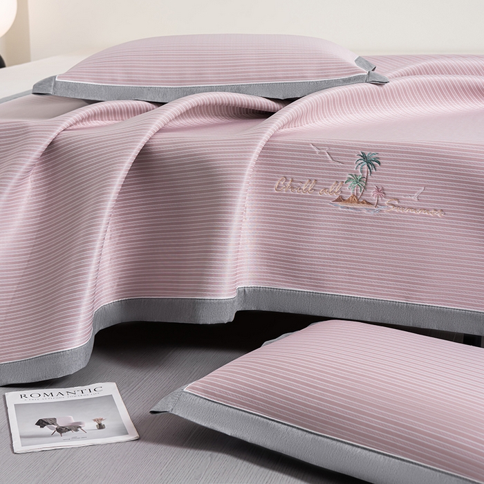 91家纺网 家纺一手货源 找家纺 小牛席业 2026新款海岛夏日凉感冰丝席凉席席子系列 海岛夏日凉感冰丝席-粉色