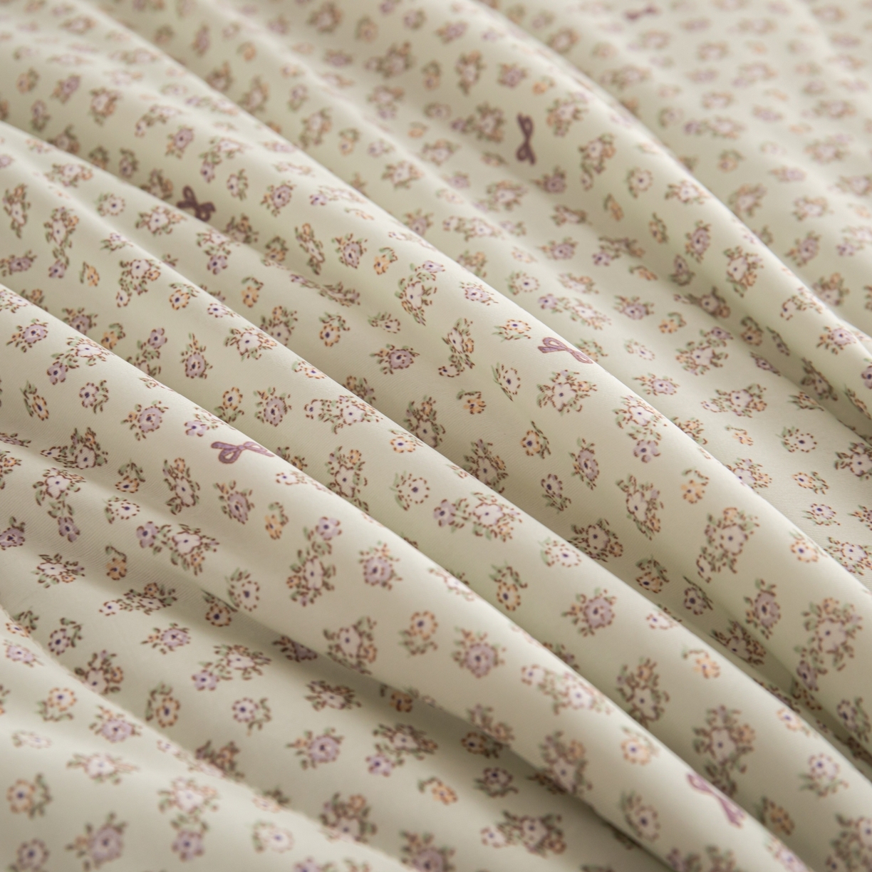 91家纺网 家纺一手货源 找家纺 亿莱鑫 2026新款手包边凉感抗菌夏凉被空调被 繁花