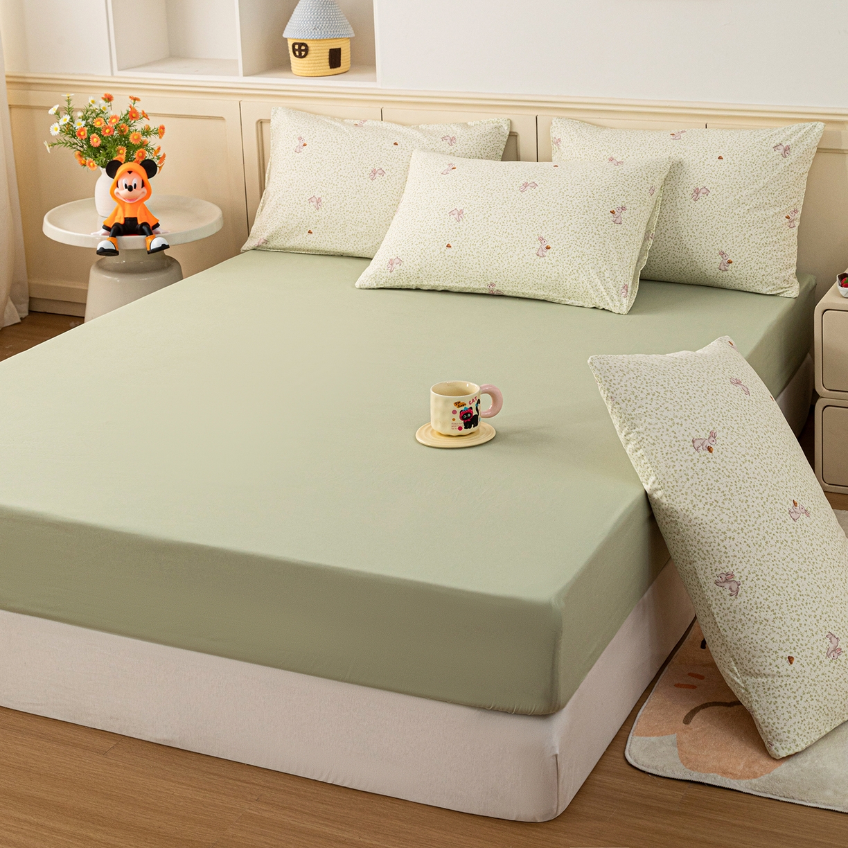 91家纺网 家纺一手货源 找家纺 梦纤绒 2026新款卡通印花床笠单品床笠床笠单件 萌免绿