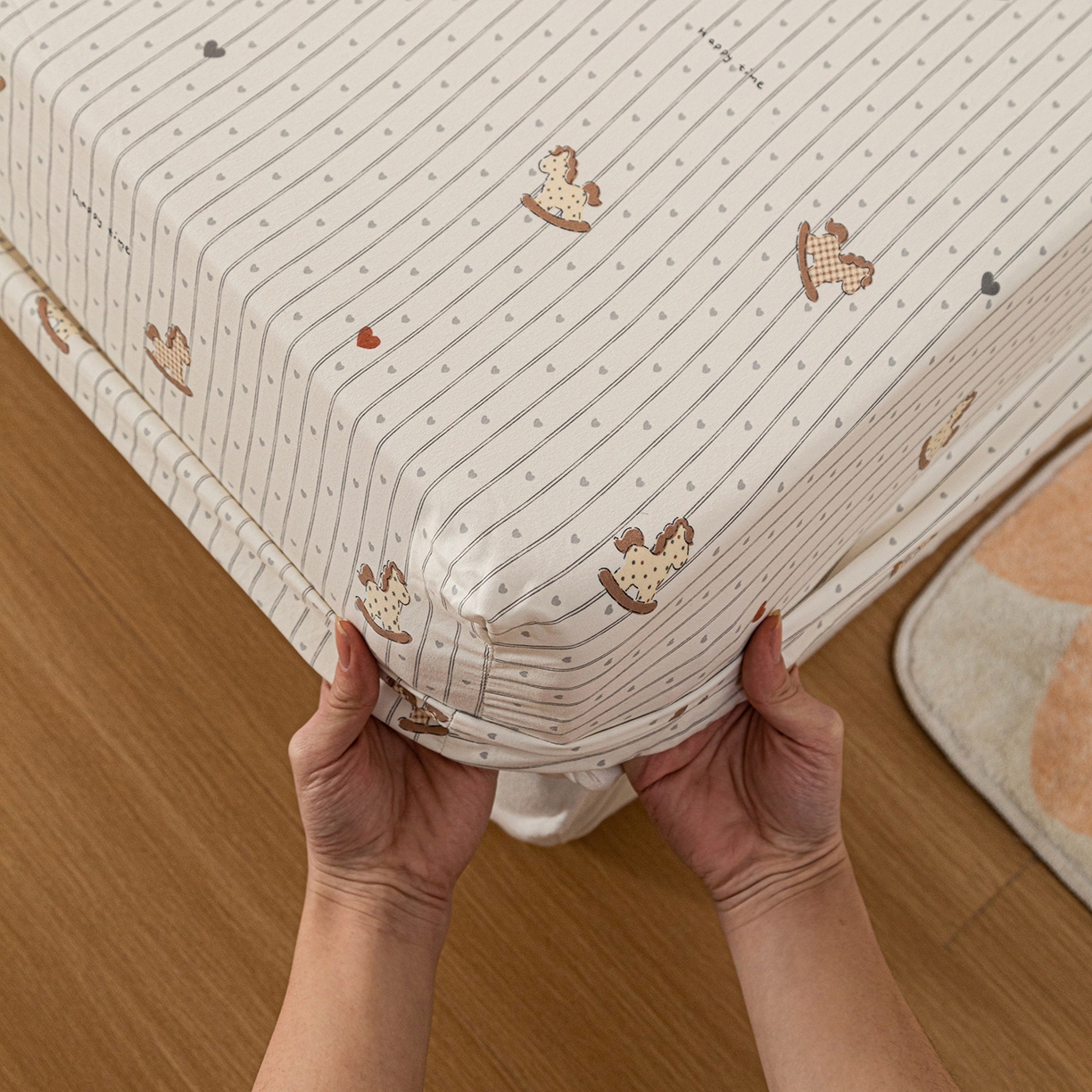 91家纺网 家纺一手货源 找家纺 梦纤绒 2026新款卡通印花床笠单品床笠床笠单件 小木马