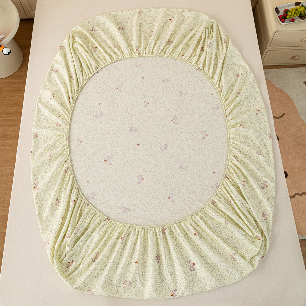 91家纺网 家纺一手货源 找家纺 梦纤绒 2026新款卡通印花床笠单品床笠床笠单件 萌兔小窝