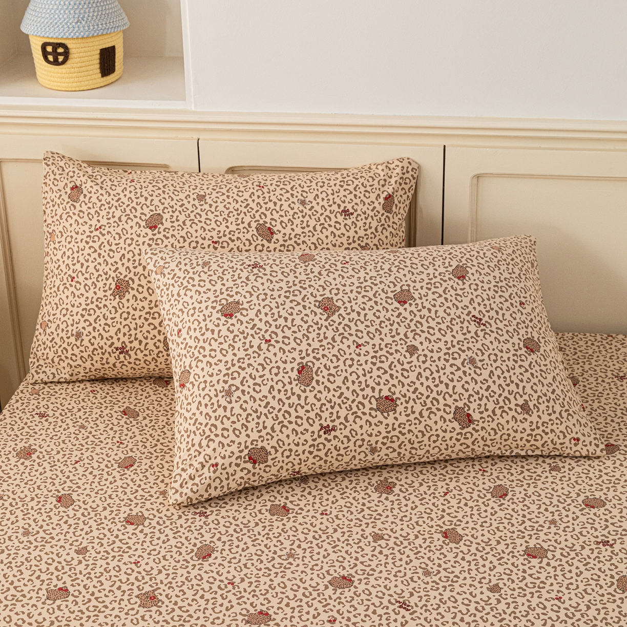 91家纺网 家纺一手货源 找家纺 梦纤绒 2026新款卡通印花床笠单品床笠床笠单件 豹纹喵影