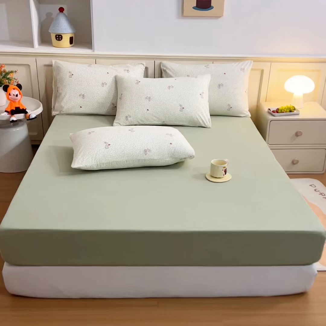 91家纺网 家纺一手货源 找家纺 梦纤绒 2026新款卡通印花床笠单品床笠床笠单件 萌免绿