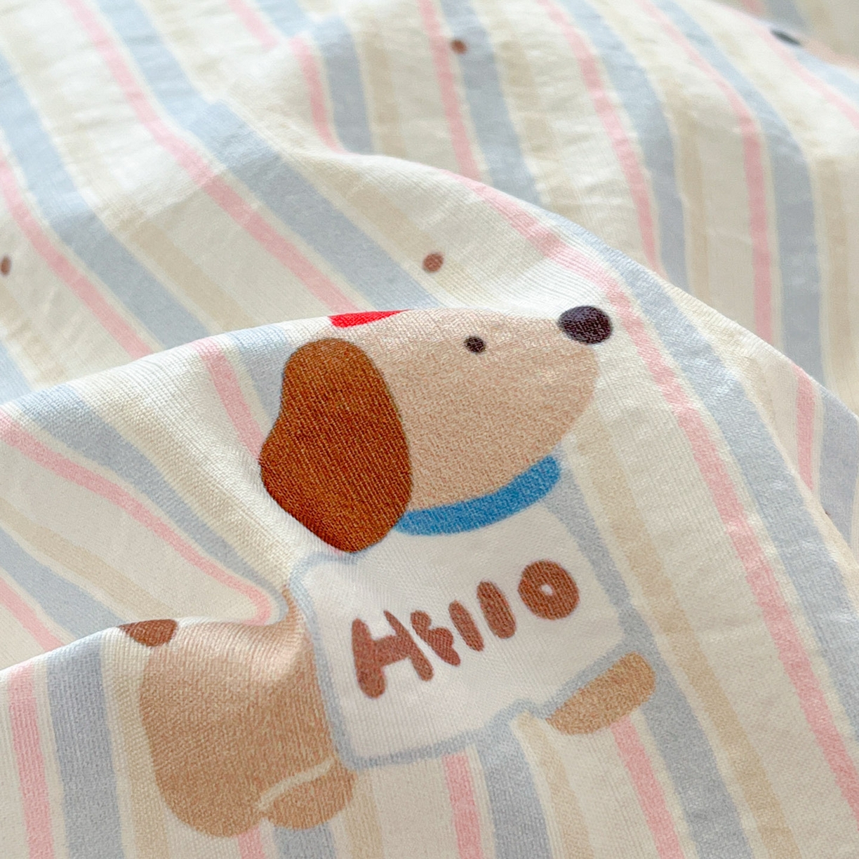 91家纺网 家纺一手货源 找家纺 川悦生活 2026新款云感双层纱木棉四件套 腊肠甜心