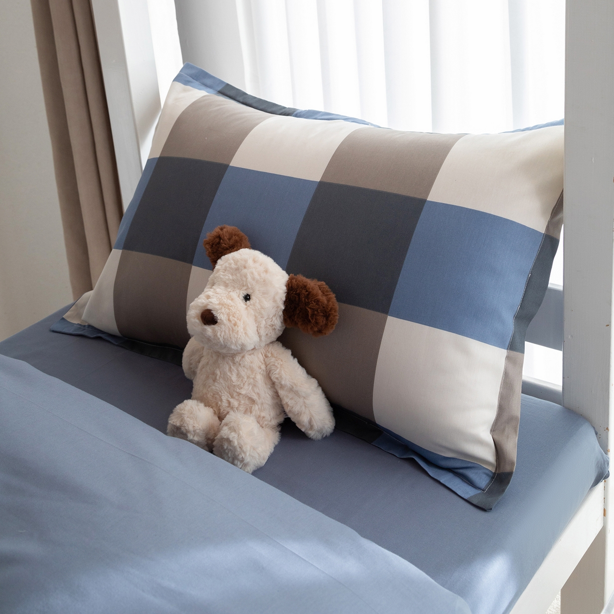 91家纺网 家纺一手货源 找家纺 梦纤绒 2026春夏新款全棉纯棉印花学生宿舍三件套 北欧简格