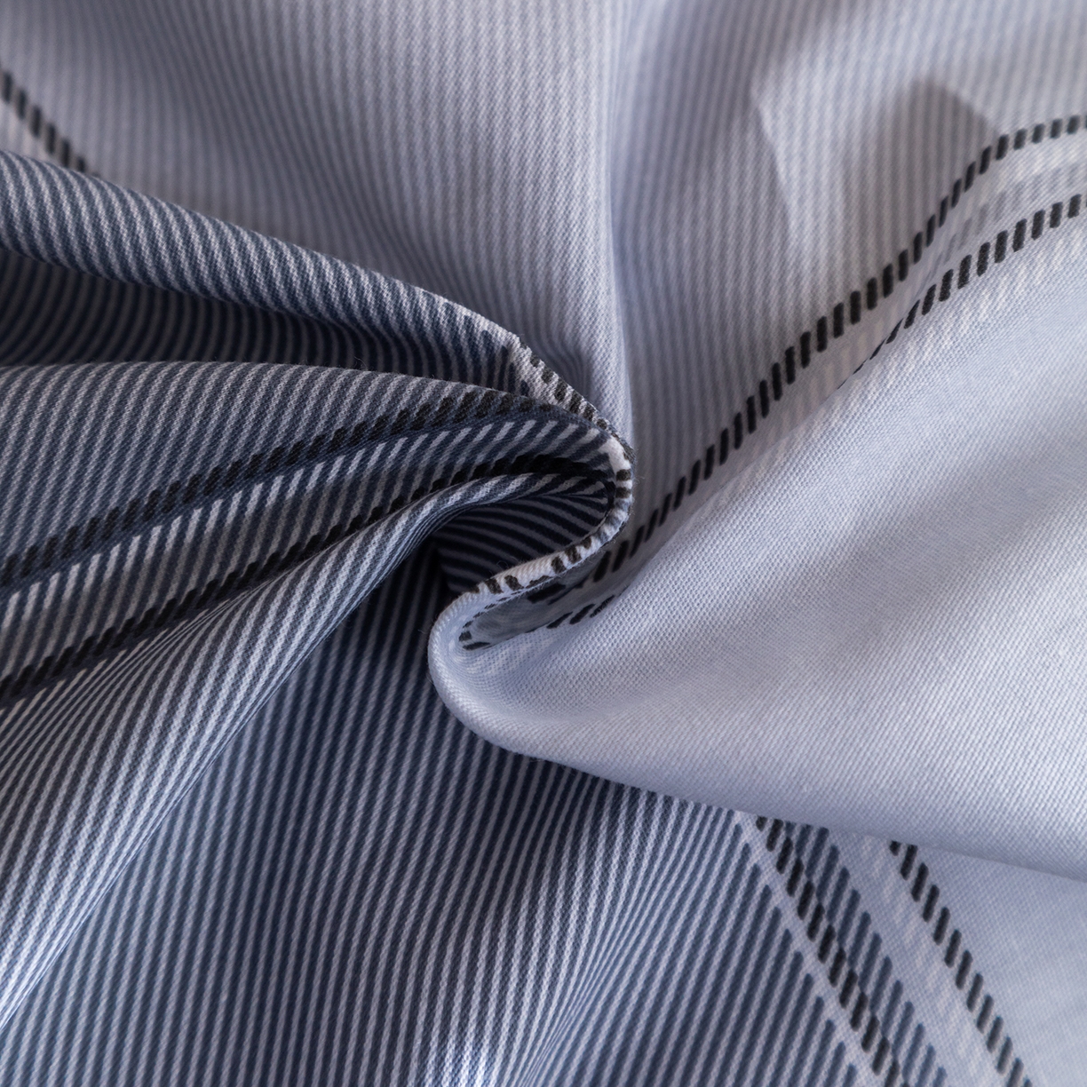 91家纺网 家纺一手货源 找家纺 梦纤绒 2026春夏新款全棉纯棉印花学生宿舍三件套 格序