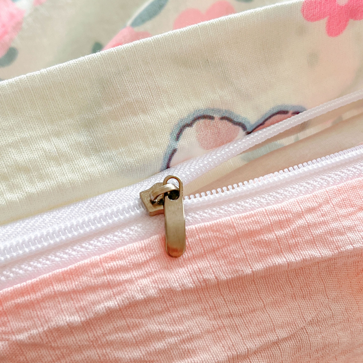 91家纺网 家纺一手货源 找家纺 川悦生活 2026新款云感双层纱木棉四件套 花都小狗