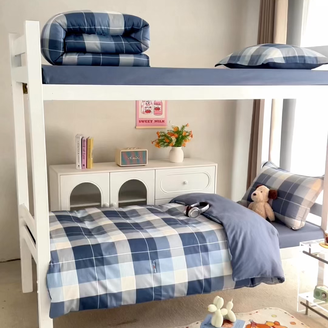 91家纺网 家纺一手货源 找家纺 梦纤绒 2026春夏新款全棉纯棉印花学生宿舍三件套 云柔格纹