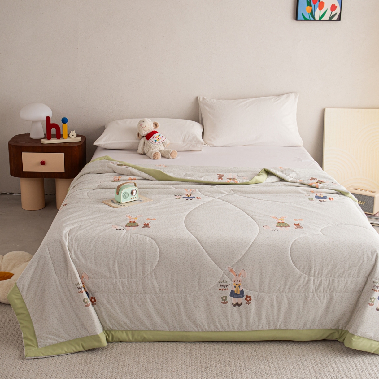 91家纺网 家纺一手货源 找家纺 亿莱鑫 2026新款手包边凉感抗菌夏凉被空调被 可爱兔