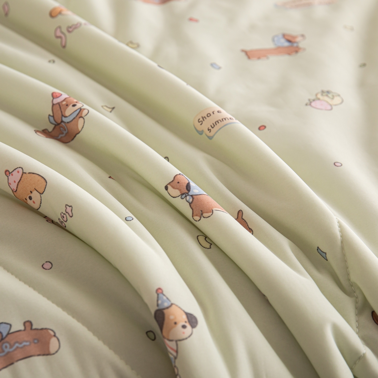 91家纺网 家纺一手货源 找家纺 亿莱鑫 2026新款手包边凉感抗菌夏凉被空调被 萌宠乐园