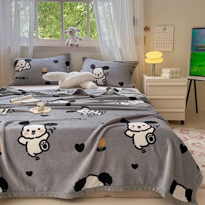 91家纺网 家纺一手货源 找家纺 宅部落 2026新款亲肤舒适牛奶绒印花毛毯毯子300克云貂绒盖毯毯子 快乐小汪汪