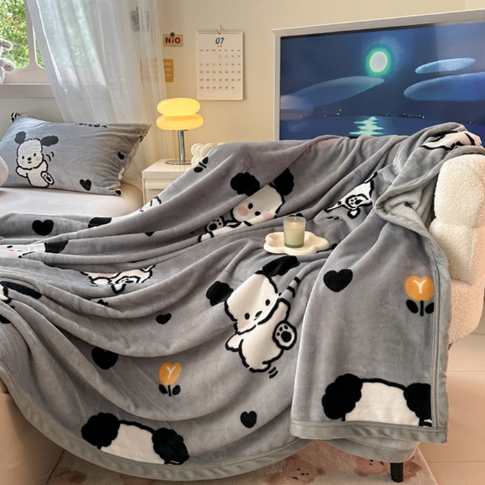 91家纺网 家纺一手货源 找家纺 宅部落 2026新款亲肤舒适牛奶绒印花毛毯毯子300克云貂绒盖毯毯子 快乐小汪汪