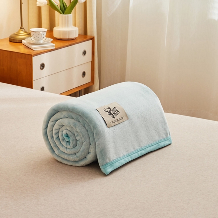 91家纺网 家纺一手货源 找家纺 宅部落 2026新款云貂绒纯色毯子300克毛毯法莱绒盖毯牛奶绒毛毯 淡蓝