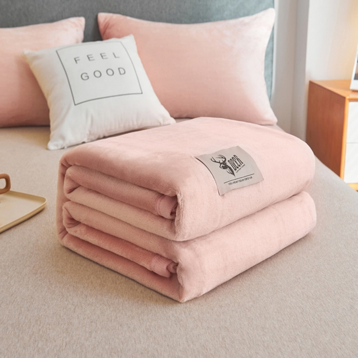 91家纺网 家纺一手货源 找家纺 宅部落 2026新款云貂绒纯色毯子300克毛毯法莱绒盖毯牛奶绒毛毯 深粉