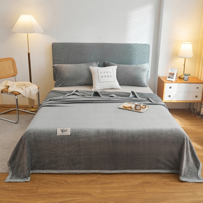 91家纺网 家纺一手货源 找家纺 宅部落 2026新款云貂绒纯色毯子300克毛毯法莱绒盖毯牛奶绒毛毯 深灰