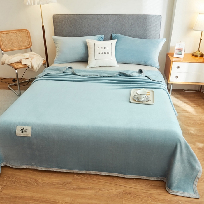 91家纺网 家纺一手货源 找家纺 宅部落 2026新款云貂绒纯色毯子300克毛毯法莱绒盖毯牛奶绒毛毯 深蓝