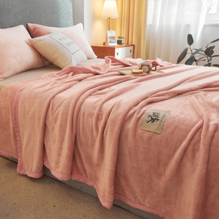 91家纺网 家纺一手货源 找家纺 宅部落 2026新款云貂绒纯色毯子300克毛毯法莱绒盖毯牛奶绒毛毯 深粉