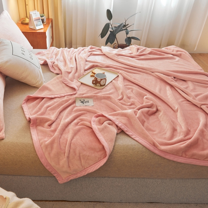 91家纺网 家纺一手货源 找家纺 宅部落 2026新款云貂绒纯色毯子300克毛毯法莱绒盖毯牛奶绒毛毯 深粉