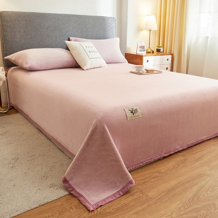 91家纺网 家纺一手货源 找家纺 宅部落 2026新款云貂绒纯色毯子300克毛毯法莱绒盖毯牛奶绒毛毯 浅粉
