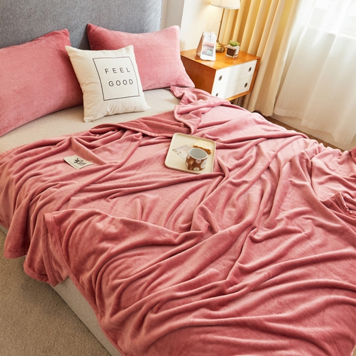 91家纺网 家纺一手货源 找家纺 宅部落 2026新款云貂绒纯色毯子300克毛毯法莱绒盖毯牛奶绒毛毯 豆沙