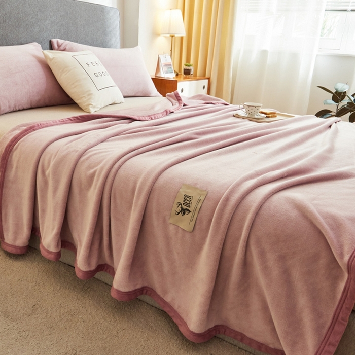 91家纺网 家纺一手货源 找家纺 宅部落 2026新款云貂绒纯色毯子300克毛毯法莱绒盖毯牛奶绒毛毯 浅粉