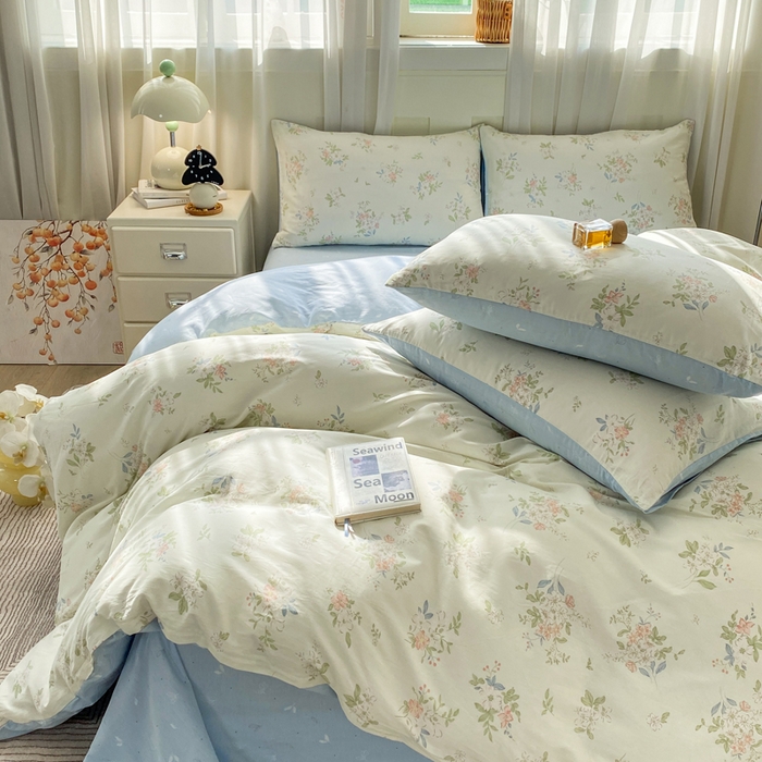 91家纺网 家纺一手货源 找家纺 红日子纺织品 2026春夏新款小清新12868全棉纯棉学生卡通款单被套被套单件 遥遥花期