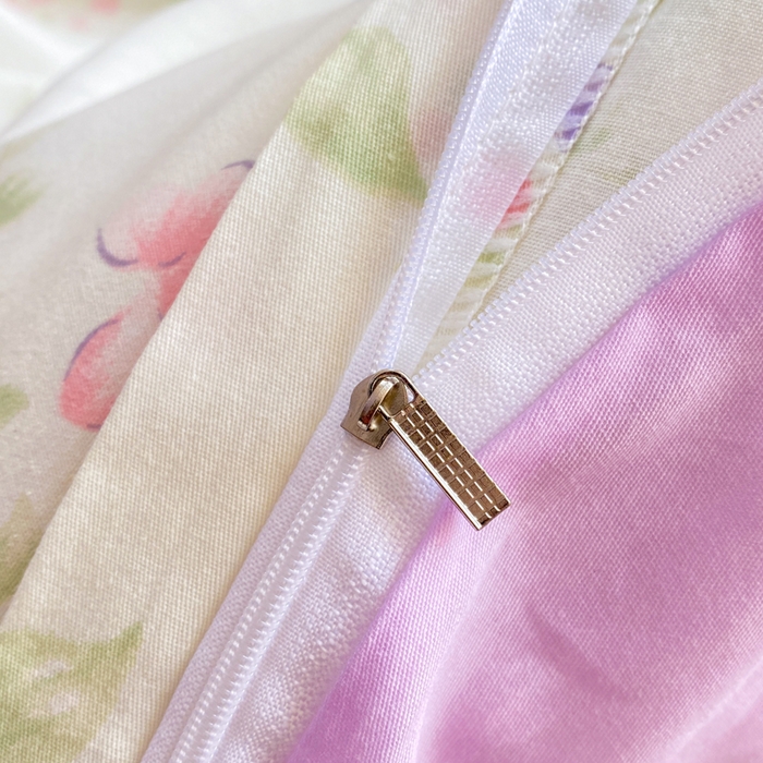 91家纺网 家纺一手货源 找家纺 红日子纺织品 2026春夏新款小清新12868全棉纯棉学生卡通款单被套被套单件 知意花蔓