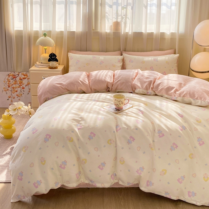 91家纺网 家纺一手货源 找家纺 红日子纺织品 2026春夏新款小清新12868全棉纯棉学生卡通款单被套被套单件 萌动女孩