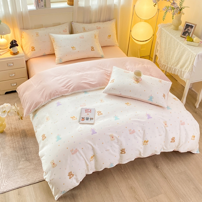 91家纺网 家纺一手货源 找家纺 红日子纺织品 2026春夏新款小清新12868全棉纯棉学生卡通款单被套被套单件 伙伴甜心